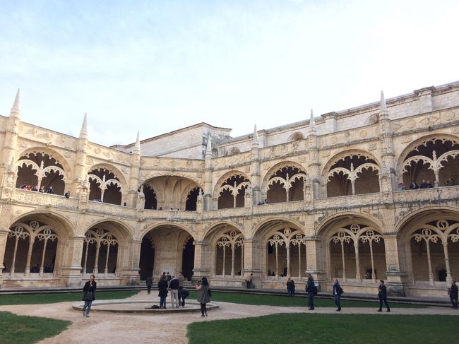 チケットは３０分ほどで買えました。