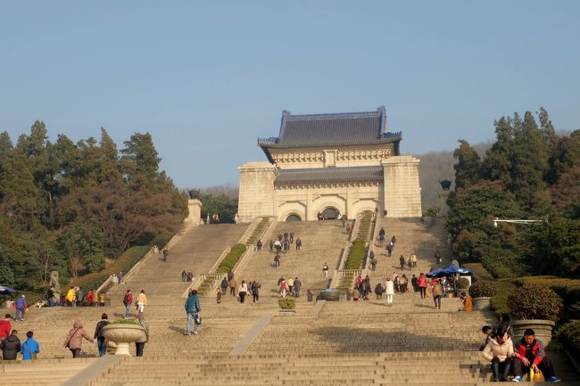 ②２日目（中山陵⇒明孝陵⇒美麗宮⇒南京博物館⇒）<br />　http://blogs.yahoo.co.jp/mkusbrog/35464331.html