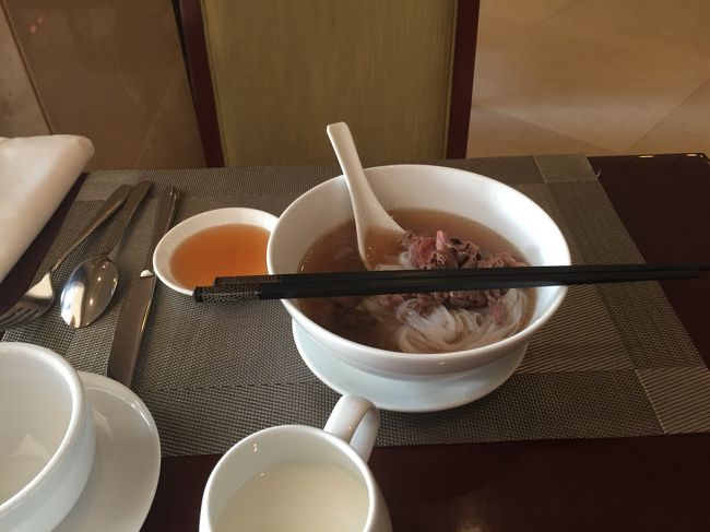 朝食の<br />フォーです