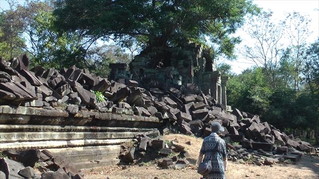 ベン・メリア<br /><br />　　「天空の城ラピュタ」のモデルとなった場所だそうです。