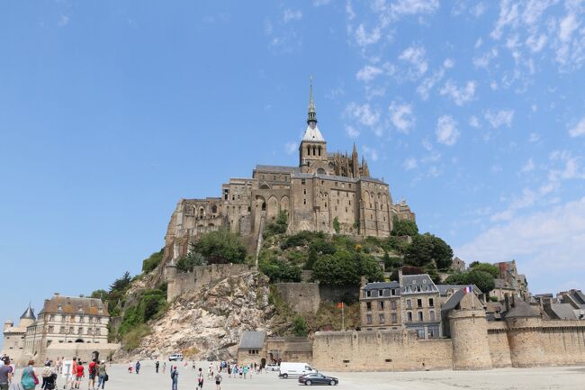 15 フランス北西部を巡る旅 ８ すべては大天使ミカエルのお告げから始まった モン サン ミッシェル Mont Saint Michel モンサンミッシェル フランス の旅行記 ブログ By Sanaboさん フォートラベル
