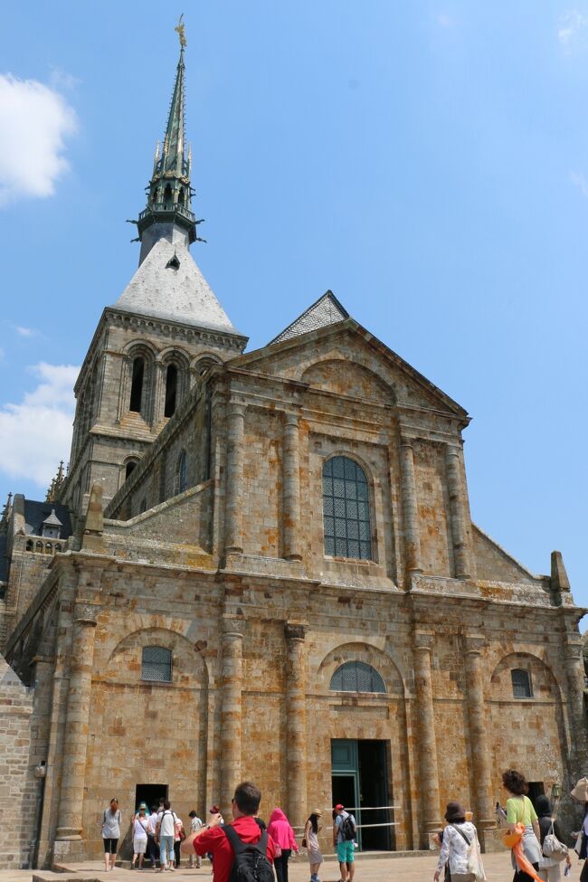 15 フランス北西部を巡る旅 ８ すべては大天使ミカエルのお告げから始まった モン サン ミッシェル Mont Saint Michel モンサンミッシェル フランス の旅行記 ブログ By Sanaboさん フォートラベル