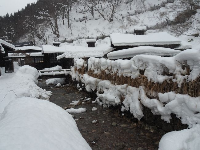 右側に露天風呂があります。
