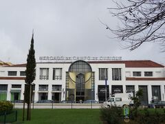 オウリケ市場に到着。