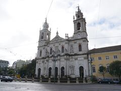 オウリケ市場から徒歩10分。
エストレーラ聖堂までお散歩。