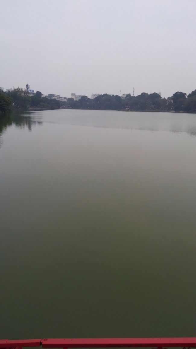 中の島からは湖が綺麗です！