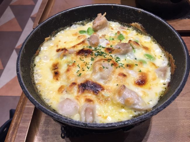 2/5　金山でランチ<br /><br />金山は、お洒落エリアですね。<br />いつ来ても、ワカモノ達がいっぱいいます。<br /><br />活力を分けてもらいました。<br />