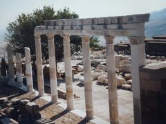 ベルバモン遺跡（アクロポリスのトラヤヌス神殿）