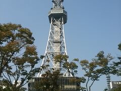 KちゃんとYさんとはカラオケ終わりでお別れして、3人で来たのは名古屋テレビ塔。
何度も名古屋には来てるのに、初めて来ましたテレビ塔。