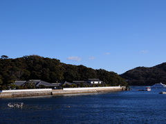 海側に出てみたら、目の前にミキモト真珠島が間近に見えた。
何だか、浜御殿って感じだな。