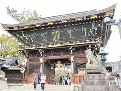 11時にチェックアウトした後は、平日の京都を愉しもう♪
まずは、ホテルから10分程度の北野天満宮へ。
