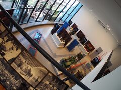 つい長居してしまい、またこんな記念館をこさえるブラジルの会社って一体どんな会社なのだろう？と俄然興味が湧いてしまいました。

そしたら......
なんとラテン・アメリカ最大、世界最大級の電動モーター製造企業なんだそうです。しかも４万人近くの従業員がおり、世界中に輸出先や拠点のある巨大企業でした...。
