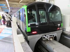 京成上野駅からＪＲ駅まで乗り換え、山手線で浜松町駅を目指しました。
浜松町駅からは東京モノレール羽田空港線に乗り継いで一路羽田空港へ。