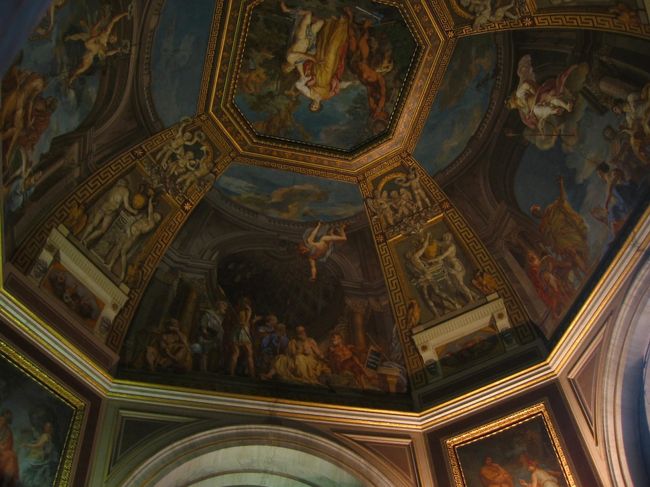 「ミューズの間」トンマーゾ・コンカ作の天井フレスコ画