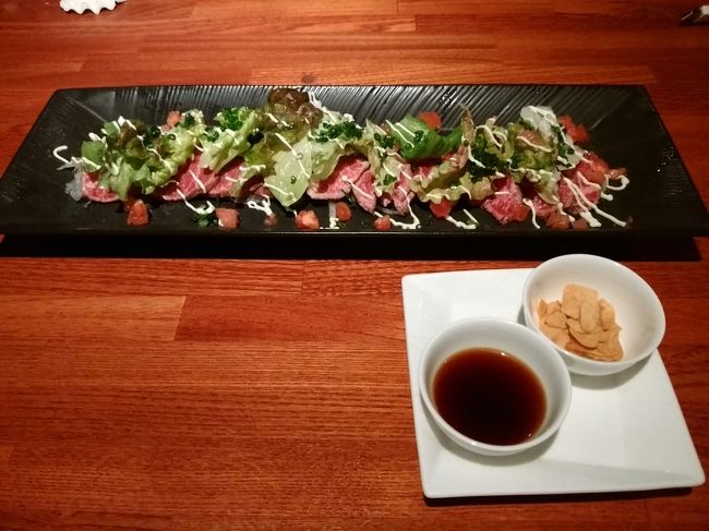 おまけ<br />日航八重山のスカイラウンジで食した「美崎牛のカルパッチョ　シブレット風味」<br />激ウマ