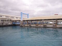 レンタカーを離島ターミナルで乗り捨て、竹富島へ。
Ｔ．Ｆレンタカーさんとても便利でした。