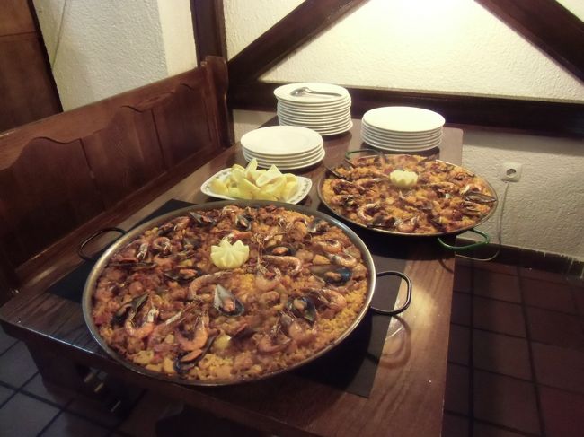 ミックスパエリア・・美味しかった〜。