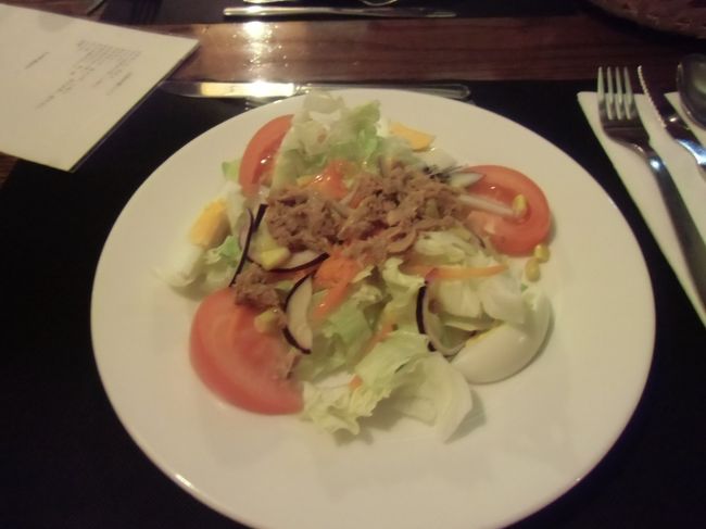 昼食・・サラダ