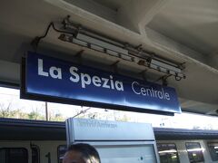 ホテル(ＮＨラスペツィア)からラスペツィア駅までは徒歩１０分です。