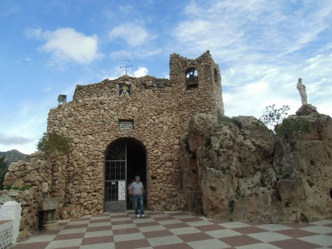 ほこらのマリア様・・中は写真撮影は駄目でした