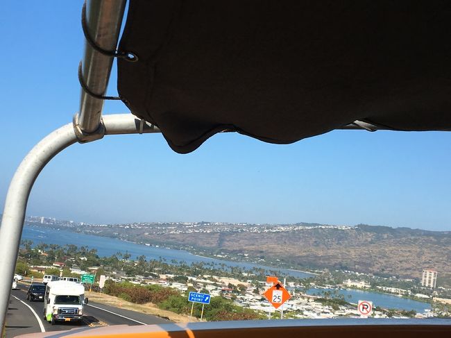 ２階建てガラスなしのバスだから、開放感と見晴らしバツグン！