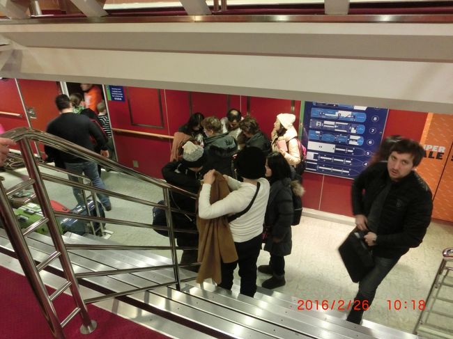 船内６階。<br />集合時間、場所の確認中。