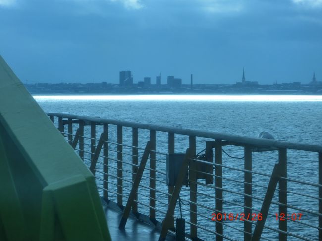 遠くなったヘルシンキを望遠。