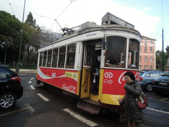 この電車を貸切で市内を４０分かけて回りました。