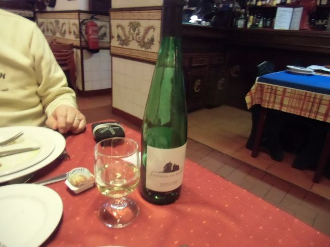 グリーンワイン　珍しいので飲んでみました<br />飲みやすかったです。