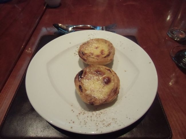 エッグタルト　朝のバイキングで出たエッグタルトより美味しかった<br />同じホテルなのに　朝用とデザートとは違うのかな？<br />