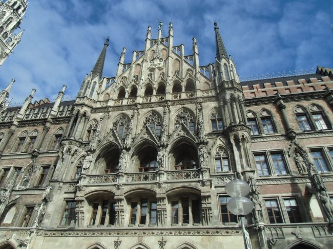 ミュンヘンのマリエン広場にある新市長舎