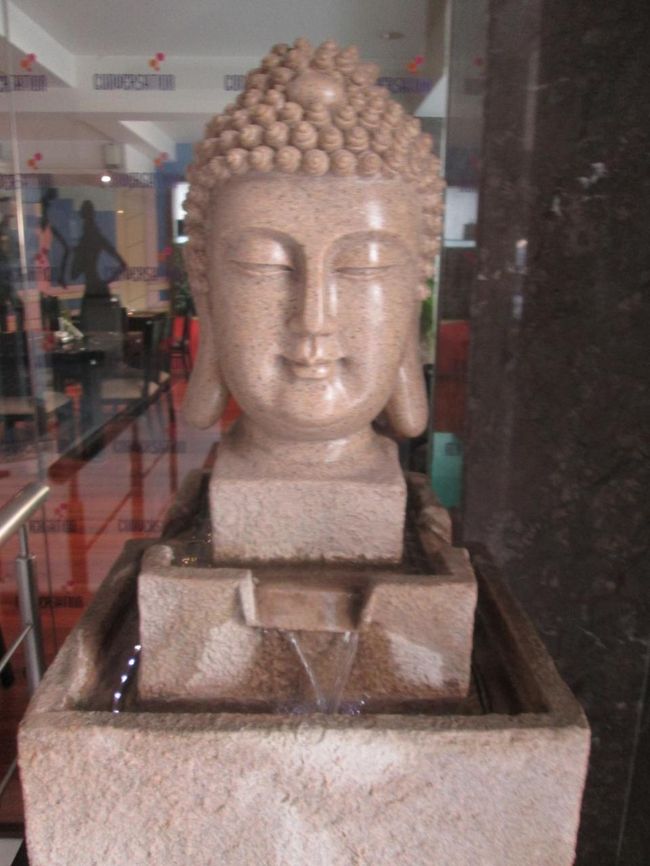 ザ・ウォールストリートの玄関付近にありました