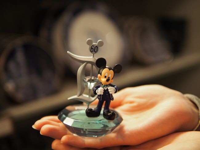 カリフォルニアディズニー のお土産、スタバ限定グッズ | Remi