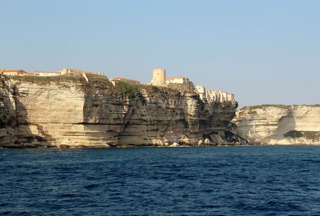 ツール ド エウロパ 15 イタリア編 8 サルディーニャ島 オルビア サンタ テレーザ コルシカ島 ボニファシオ へ サルデーニャ島 イタリア の旅行記 ブログ By ももんがあまんさん フォートラベル ツール ド エウロパ 15 イタリア編 8 サルディーニャ島 オルビア サンタ テレーザ コルシカ島 ボニファシオ へ サルデーニャ島 イタリア の旅行記 ブログ By ももんがあまんさん フォートラベル