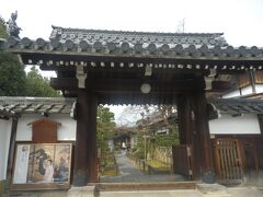 続いて妙心寺天球院．北門背後に建つ塔頭寺院．
京の冬の旅対象箇所．
1631年天球院(池田恒興の娘)が岡山藩主池田光政(甥にあたる)の支援を受けて創建．
重文方丈と狩野山楽･山雪が手掛けた重文障壁画が公開されていた．障壁画はデジタル複製されているものもあるようで，本物は京都国立博物館に寄託されているそうだ．