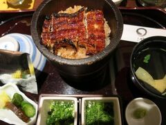 夜ごはんは念願の…。

ひつまぶし！！！

○や本店に行きました。

並んだけれど、その価値あり。３度美味しかったです。