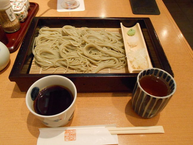 長岡で昨日と同じ蕎麦屋で昼食。<br /><br />昨日は天丼セットにしたので、今日は1番シンプルなへぎ蕎麦を注文。<br />やっぱり美味しい蕎麦です！<br />