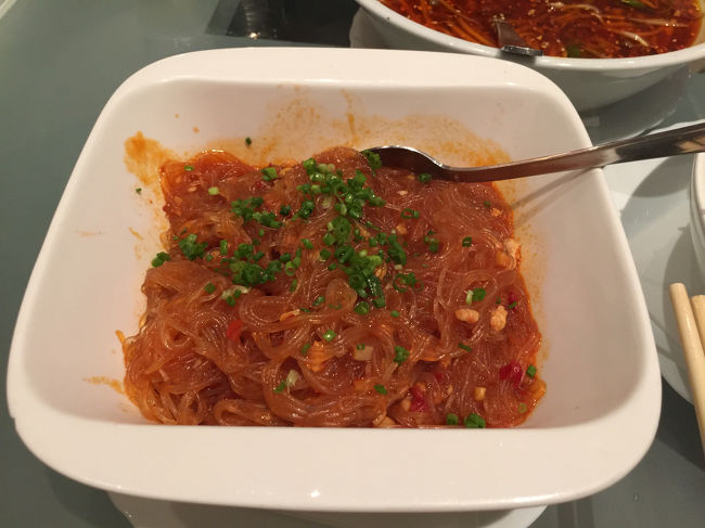 春雨も辛いが美味しい。