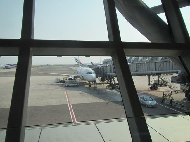 タイ（スワンナブーム）空港<br />乗り継ぎです