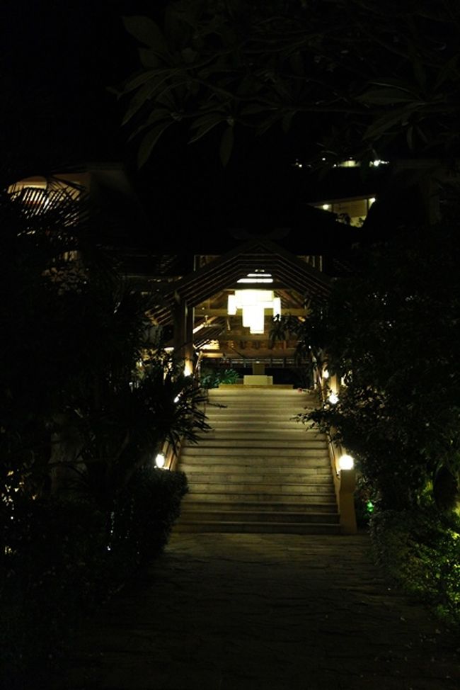 奥の上はフロント