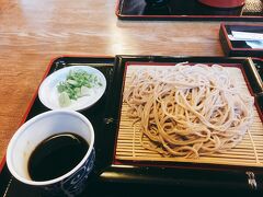 再訪した本日も私は冒険せずにざる蕎麦。　シンプル is best!です。