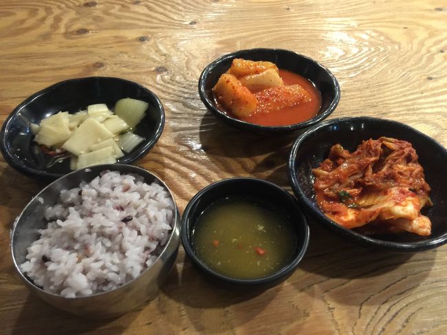 五穀米とパンチャン。