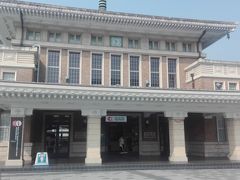 奈良駅の隣にある観光案内所。奈良時代っぽい建物。
晴れてよかった！
建物は新しいです