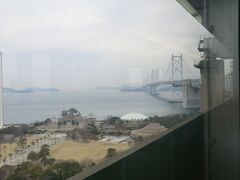 9:36
瀬戸大橋が見えて来ました。
これで四国とはお別れです。