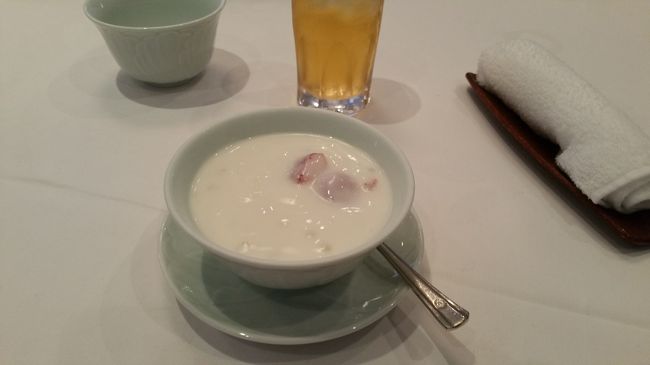 〆は杏仁。<br />