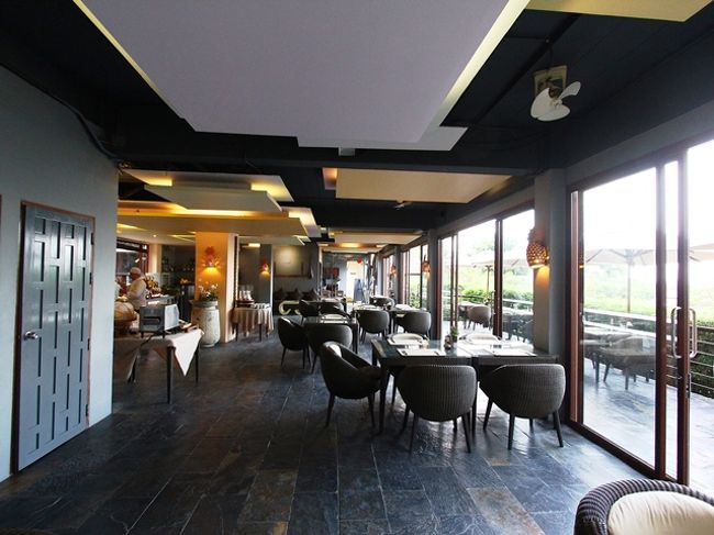 奥から一枚もらいました