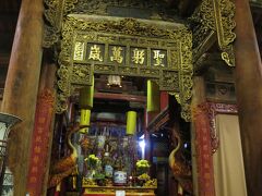 そして戻ってきましたー！
15分くらい前に着いちゃった。
昼間は無かった受付が入り口に出てました。
近くで夜市があったけど欲しいものないし着席。