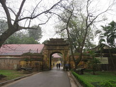 おぉー！たどり着いたぞ！世界遺産！
入ろうとしたら、ここは出口でしたー！