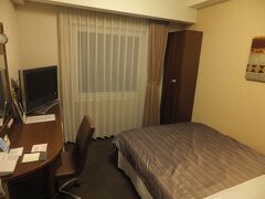 食事をした後は栄にあるホテルに。この日のホテルはルートイン栄でした。名古屋のホテルは高いホテルが多いのですが意外と安く泊まれました。