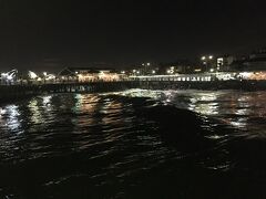 波の音を聞きながら千鳥足でホテルに戻る・・・